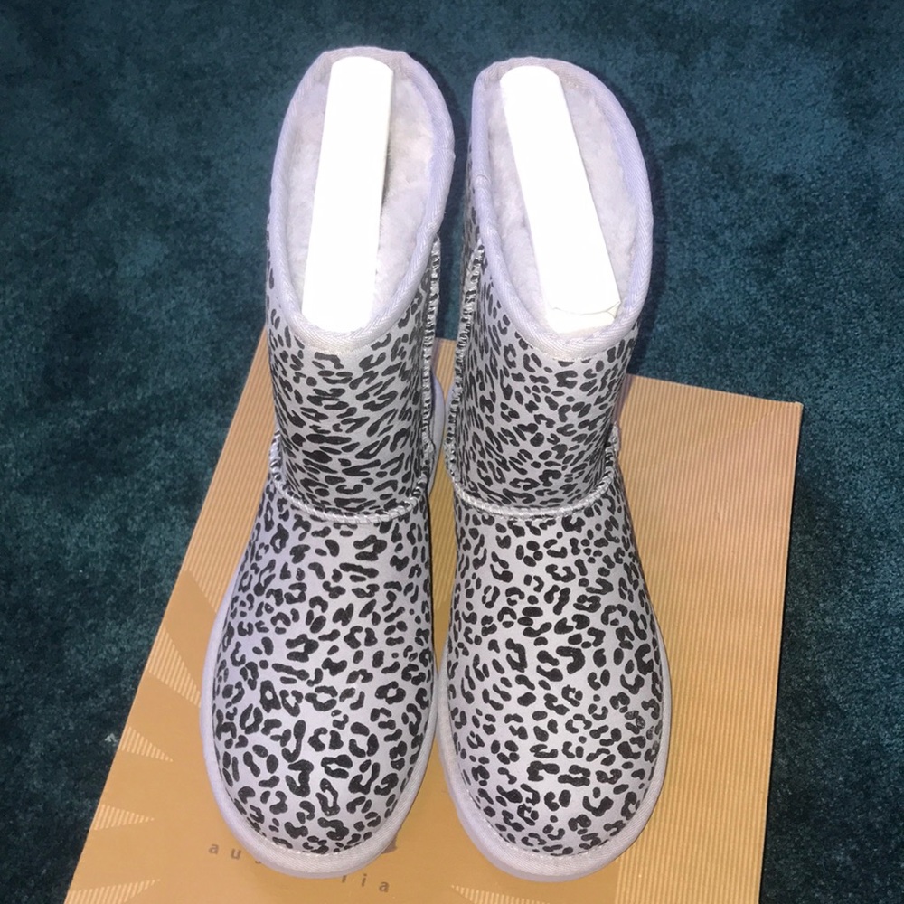 Cheetah Print Ugg Boots in Purple